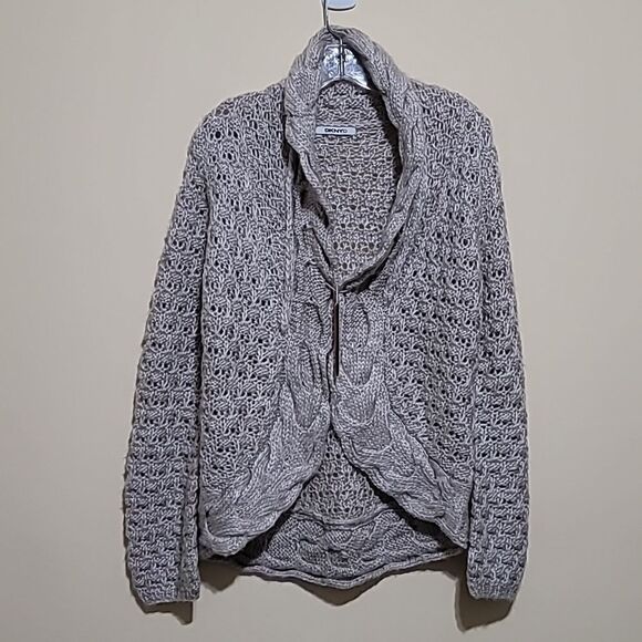 DKNYC Tan Knitted Sweater Sz Large - Picture 10 of 10